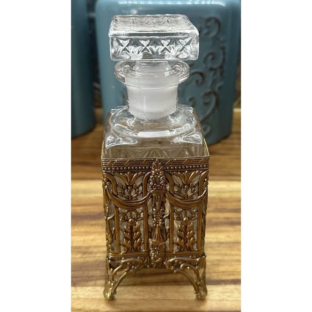 Vintage Gold Tone Ormolu Perfume Bottles & Jewelry Casket Set – Filigree - Picture 10 of 16